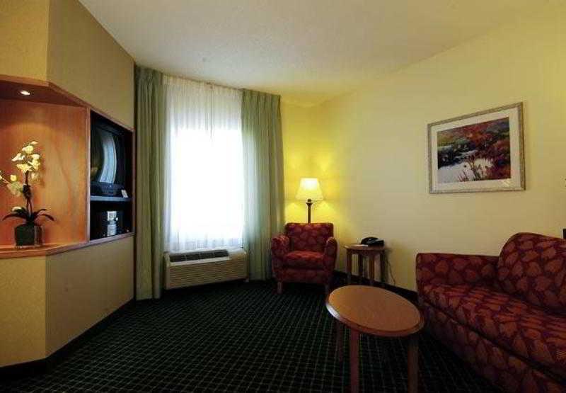 לית'וניה Fairfield Inn & Suites By Marriott Atlanta Stonecrest מראה חיצוני תמונה